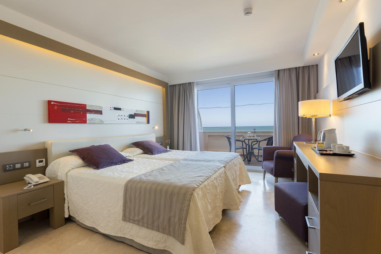 Hipotels Playa La Barrosa - Adults Only Chiclana de la Frontera Exterior foto