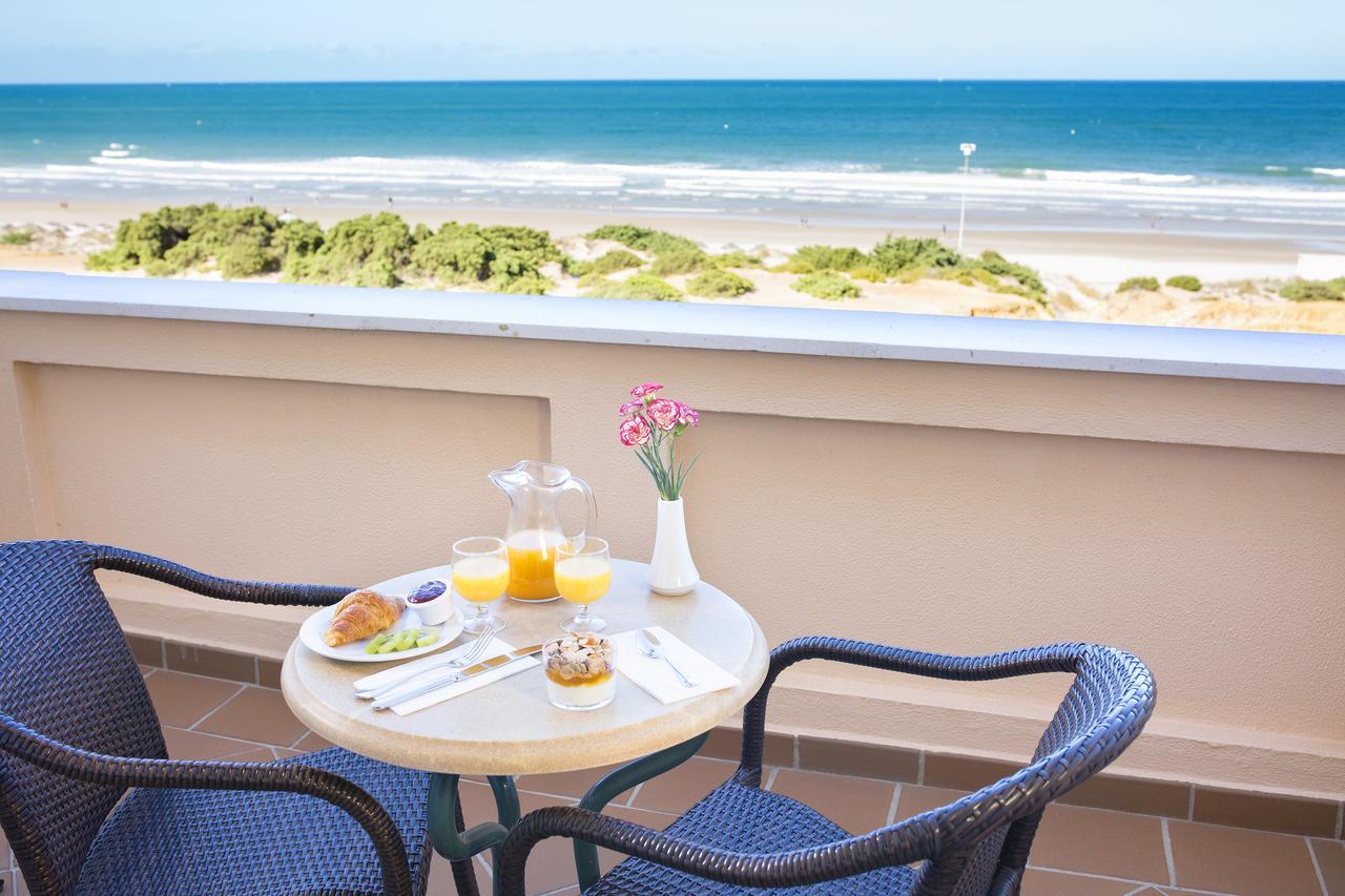Hipotels Playa La Barrosa - Adults Only Chiclana de la Frontera Exterior foto