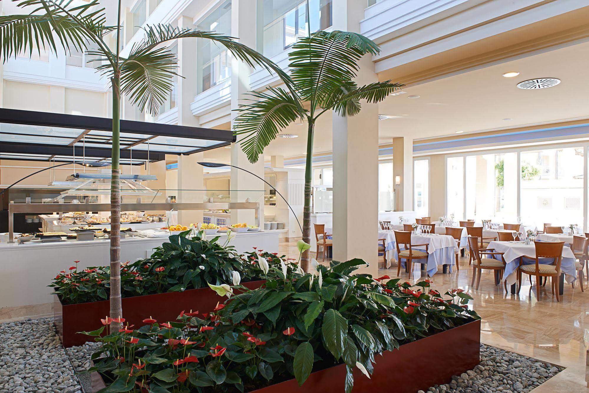 Hipotels Playa La Barrosa - Adults Only Chiclana de la Frontera Exterior foto